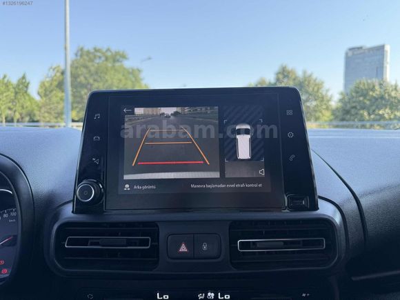2019 Opel Combo Ultimate Cam Tavan KeylesGo 360K Boyasiz