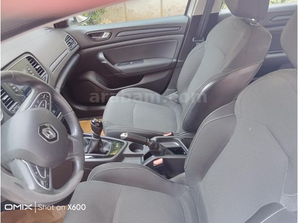 Sahibinden Renault Megane 1.3 TCe Joy 2020 Model