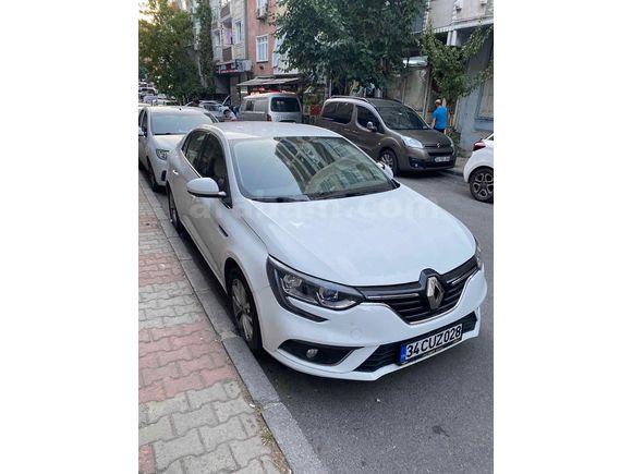 Sahibinden Renault Megane 1.5 Blue DCI Touch 2020 Model 
