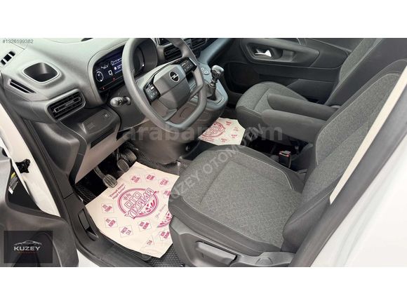 2025/Opel/Combo/18.000Km/Boyasız/Manuel/Essential