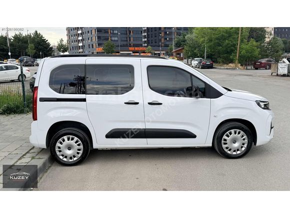 2025/Opel/Combo/18.000Km/Boyasız/Manuel/Essential