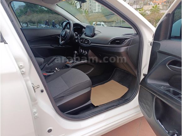 ÖĞRETMENDEN OTOMATİK SERVİS BAKIMLI  1.6 EASY PLUS