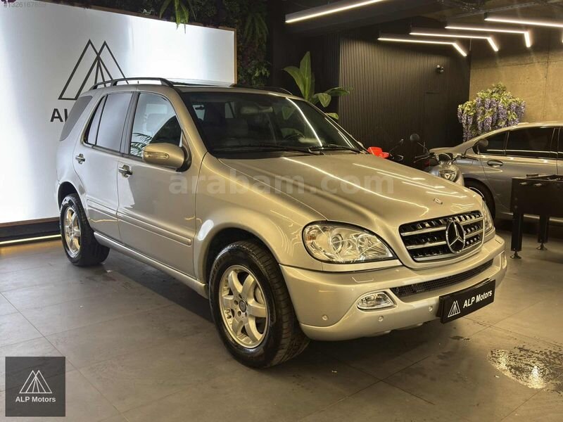 Galeriden Mercedes - Benz ML 500 2004 Model İstanbul 230.837 km Gri