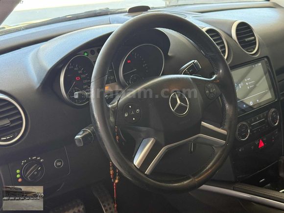 KOŞAR OTO'DAN ÇOK TEMİZ BAKIMLI ML 320D 4 MATİC