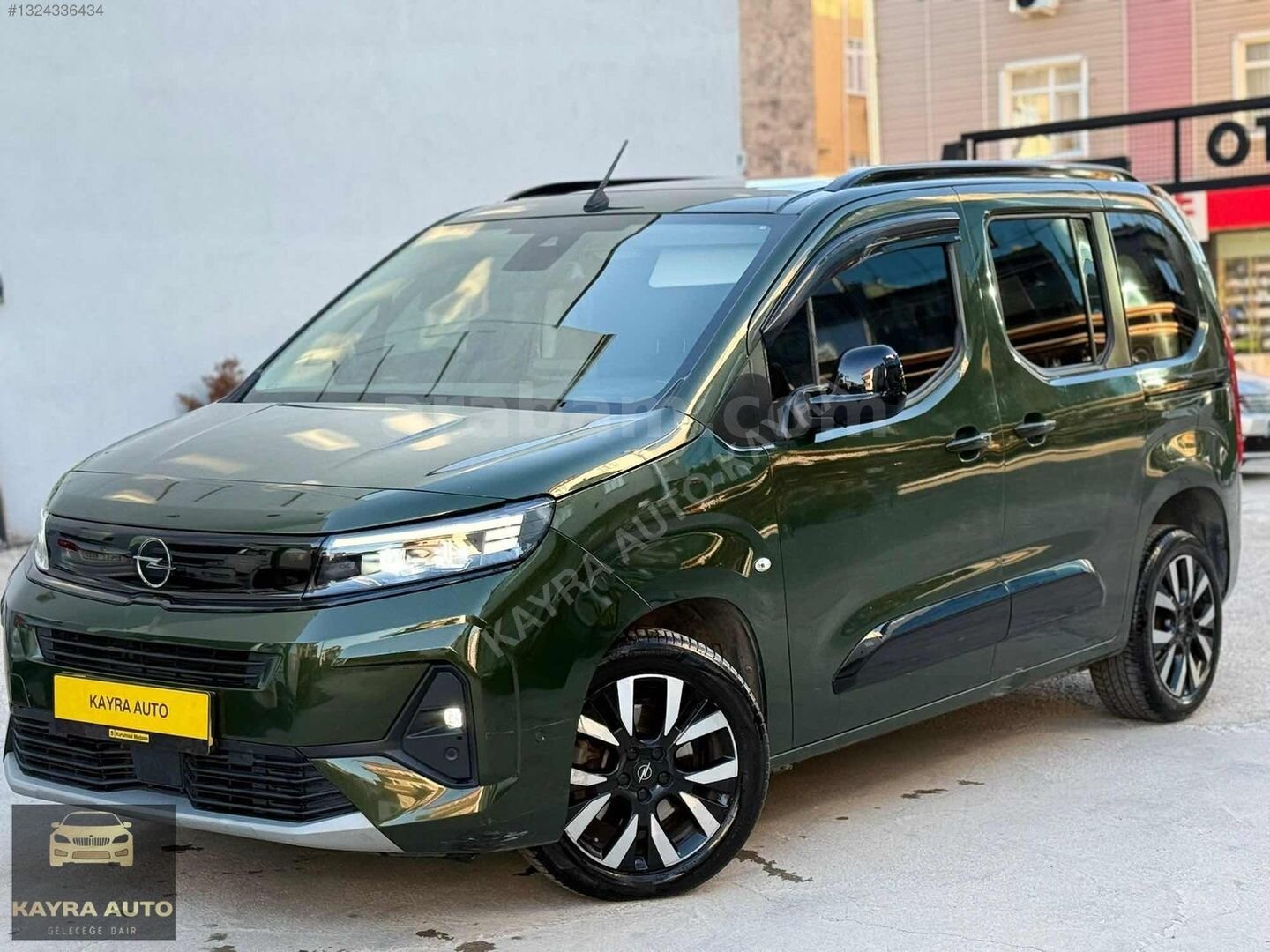 Galeriden Opel Combo 1.5 CDTI Ultimate 2024 Model Kocaeli 105.000 km Yeşil 3