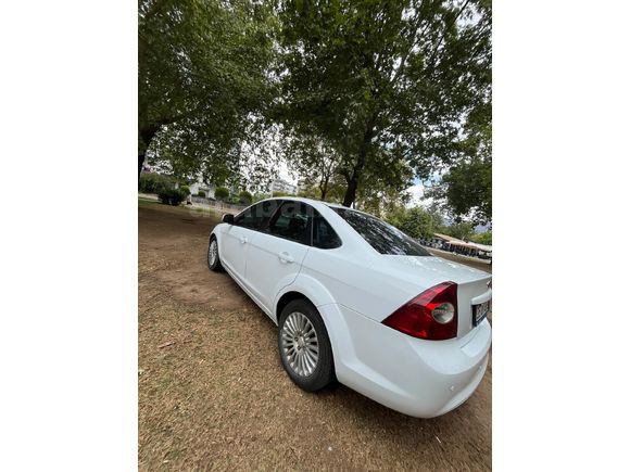 Sahibinden Ford Focus 1.6 TDCi Titanium 2011 Model İzmir