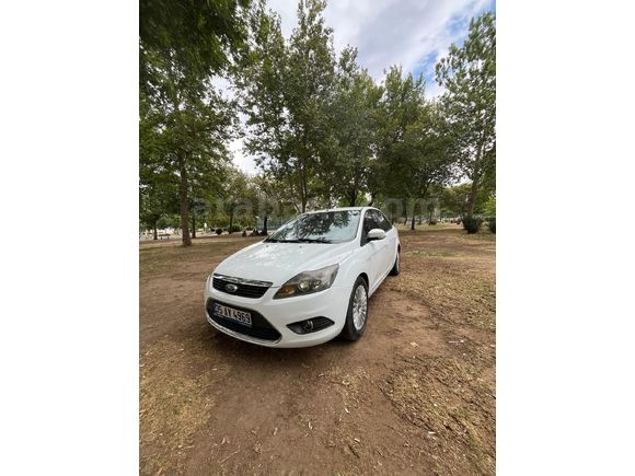 Sahibinden Ford Focus 1.6 TDCi Titanium 2011 Model İzmir