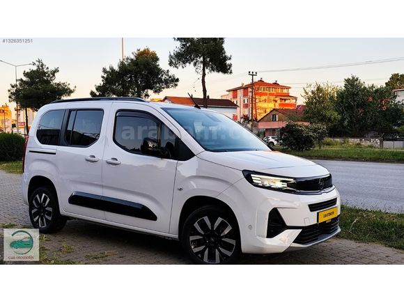 [CAN OTOMOTİV]DEN OPEL COMBO 1.5 ULTİMATE HATASIZ EN DOLUSU.
