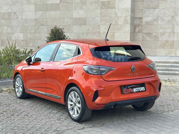 Galeriden Renault Clio 1.0 TCe Evolution 2024 Model Bursa