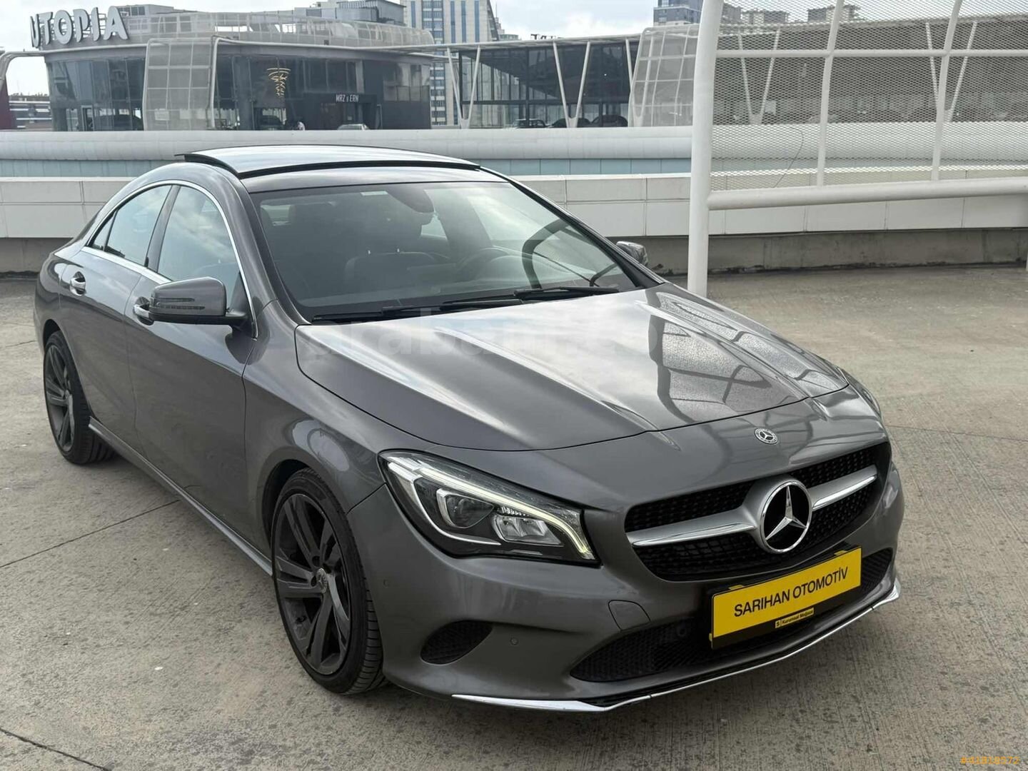 Galeriden Mercedes - Benz CLA 180 D Urban 2018 Model İstanbul 100.000 km Gri 3