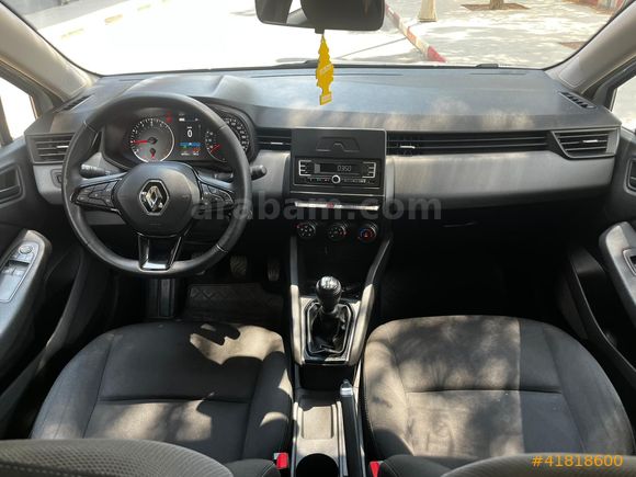 YETKİLİ SERVİS BAKIMLI 85000 KİLOMETREDE MANUEL VİTES