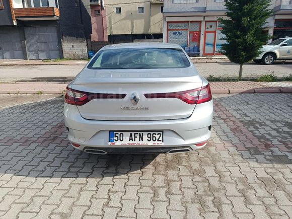 Sahibinden Renault Megane 1.3 TCe Touch 2025 Model