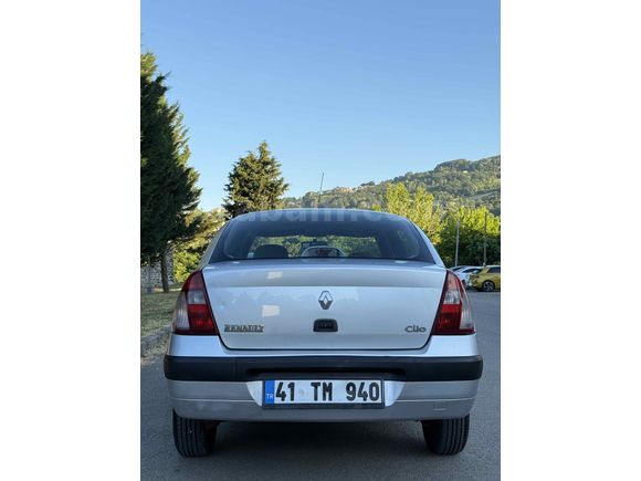 Sahibinden Renault Clio 1.4 Alize 2006 Model 