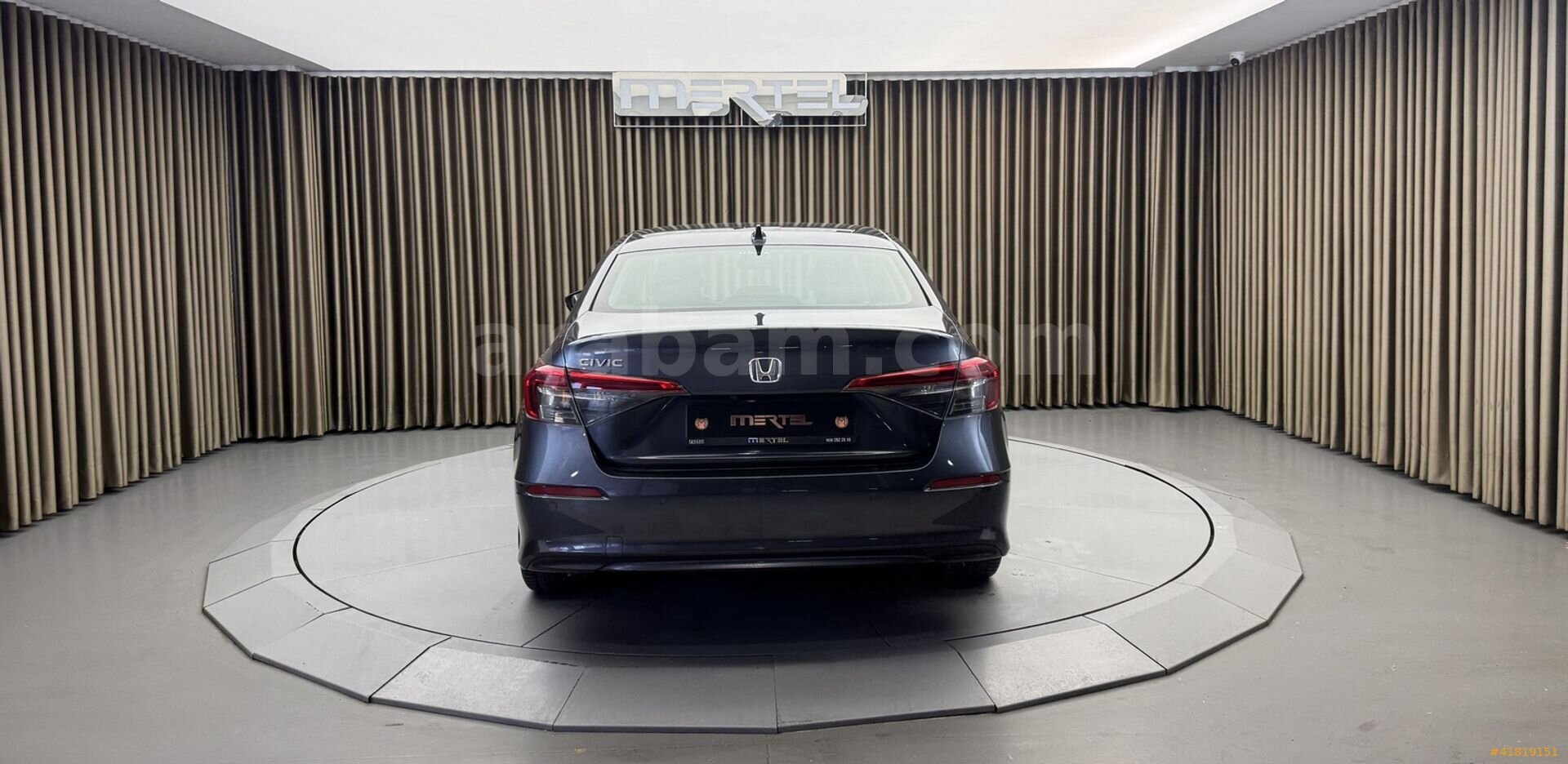 Galeriden Honda Civic 1.5 i-VTEC Executive Plus 2023 Model İzmir 96.895 km Gri 6