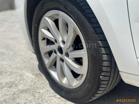VARLI'DAN 2014 MODEL 1.5 JOY PAKET RENAULT FLUENCE
