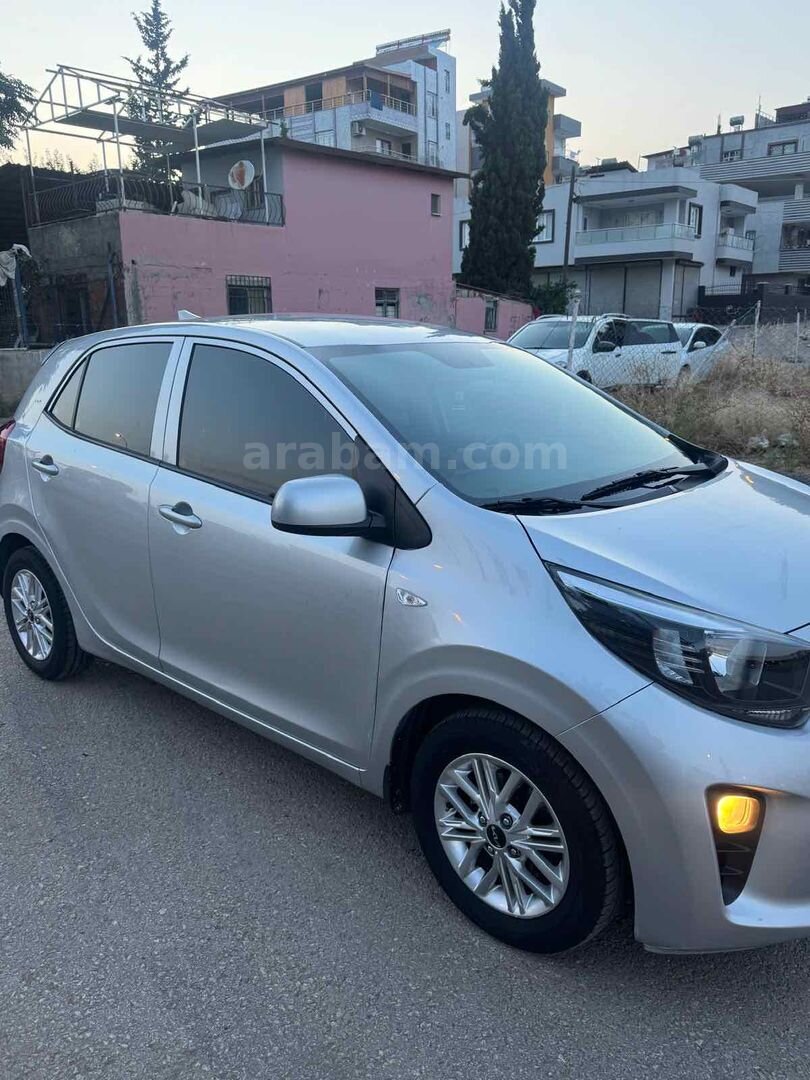 Galeriden Kia Picanto 1.0 MPI 2023 Model Adana 37.000 km Gri 3