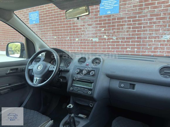 GALERİ MAVİ'DEN 2011 MODEL 1.6 TDI TRENDLİNE VW CADDY CAMLIVAN