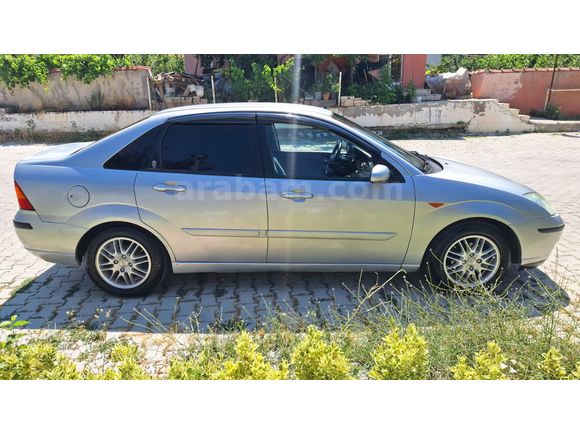 Sahibinden Ford Focus 1.6 Ghia 2004 Model Antalya