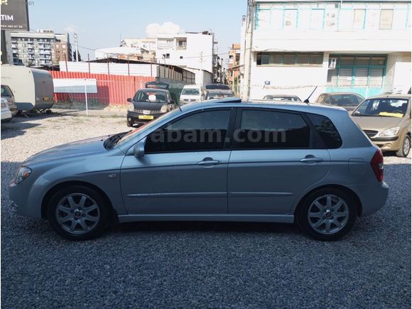 BOYKAR dan sanruf lu çok temiz ve bakımlı araç