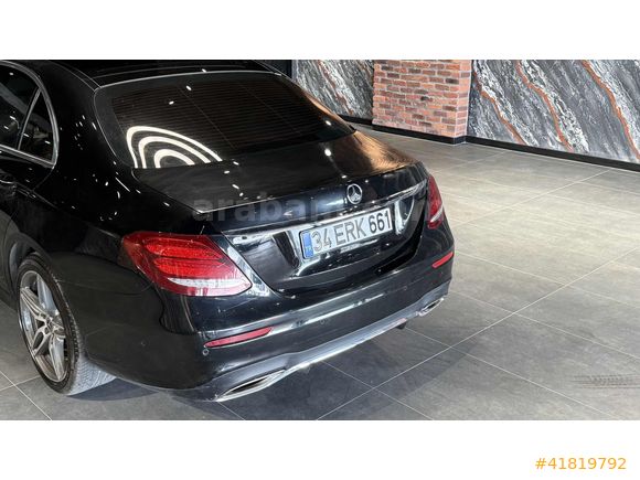 2018 MERCEDES E180 AMG-CAM TAVAN-İÇ DIŞ SİYAH-ÖZEL PLAKA