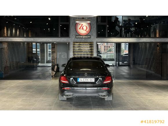 2018 MERCEDES E180 AMG-CAM TAVAN-İÇ DIŞ SİYAH-ÖZEL PLAKA