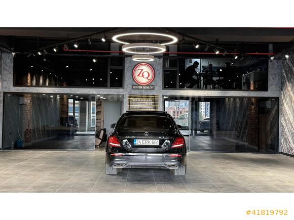 2018 MERCEDES E180 AMG-CAM TAVAN-İÇ DIŞ SİYAH-ÖZEL PLAKA