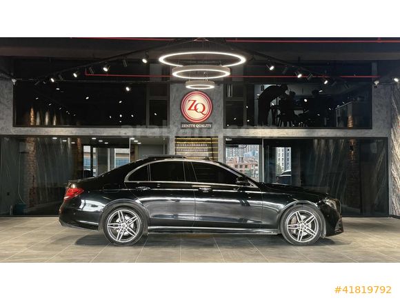 2018 MERCEDES E180 AMG-CAM TAVAN-İÇ DIŞ SİYAH-ÖZEL PLAKA