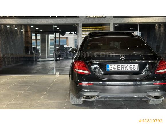 2018 MERCEDES E180 AMG-CAM TAVAN-İÇ DIŞ SİYAH-ÖZEL PLAKA