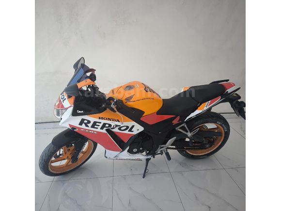 Sahibinden Honda CBR 250 R