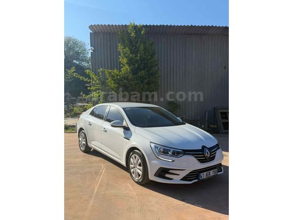 Sahibinden Renault Megane 1.3 TCe Joy 2022 Model 