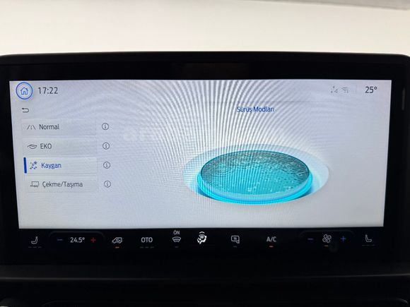 otomobil Ford Transit Custom Van 2.0 EcoBlue Upgrade 320 S Deluxe Otomatik