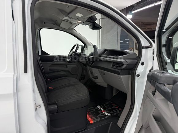 otomobil Ford Transit Custom Van 2.0 EcoBlue Upgrade 320 S Deluxe Otomatik