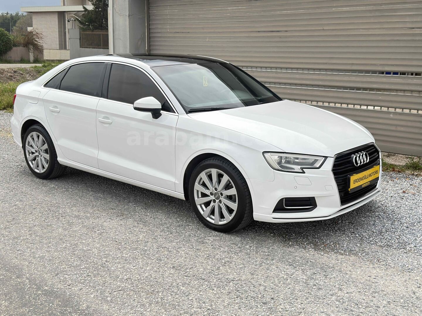 Galeriden Audi A3 Sedan 1.6 TDI Design Line 2016 Model Antalya 161.000 km Beyaz 6