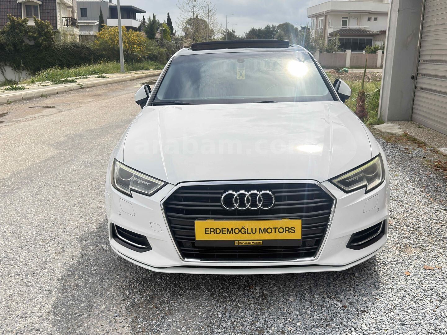 Galeriden Audi A3 Sedan 1.6 TDI Design Line 2016 Model Antalya 161.000 km Beyaz 1