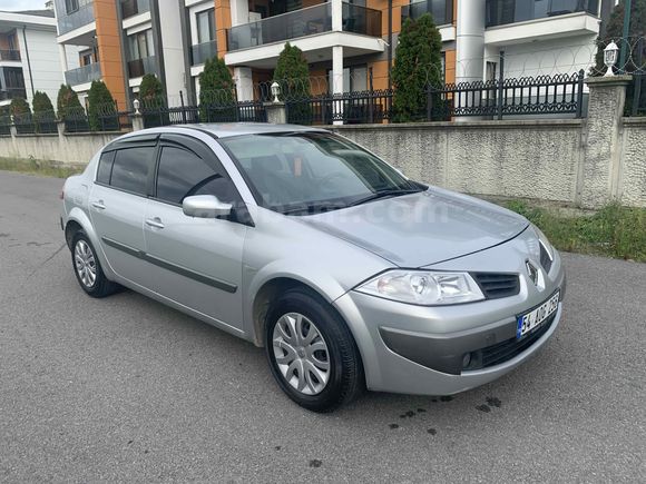 Sahibinden Renault Megane 1.6 Expression 2007 Model  230.000 km Gri