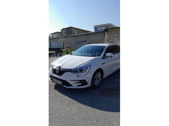 Sahibinden Renault Megane 1.3 TCe Joy 2022 Model