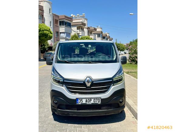 RENAULT TRAFİC 2.0 DCİ MULTİX 5+1 YETKİLİ SERVİS BAKIMLI