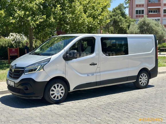 RENAULT TRAFİC 2.0 DCİ MULTİX 5+1 YETKİLİ SERVİS BAKIMLI