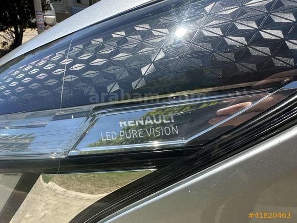 RENAULT TRAFİC 2.0 DCİ MULTİX 5+1 YETKİLİ SERVİS BAKIMLI