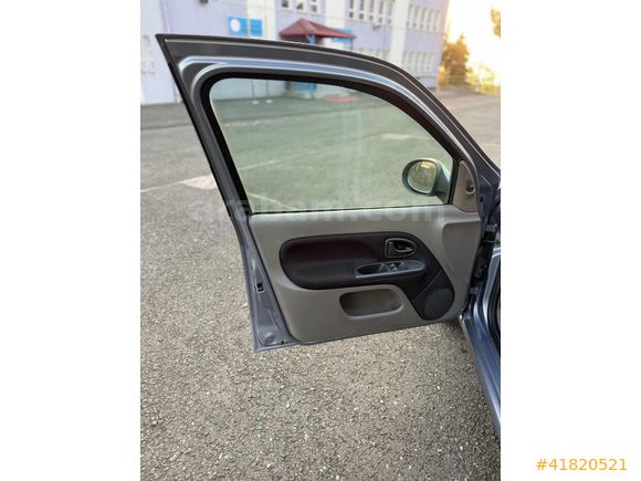 2009 EXPRESSİON 1.416V ÇİFT AİRBAG BOYASIZ 106.000KM PIRIL PIRIL
