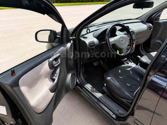 OTOMATİK DİZEL CORSA  2006