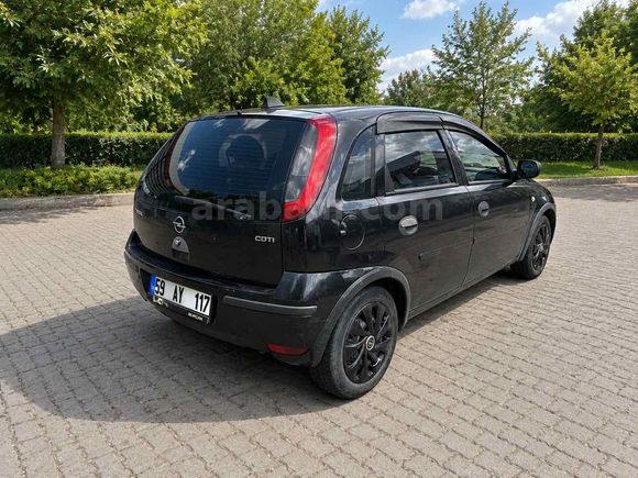 OTOMATİK DİZEL CORSA  2006