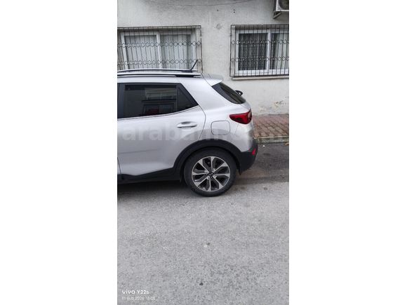 Sahibinden Kia Stonic 1.4 MPI Elegance 2021 Model