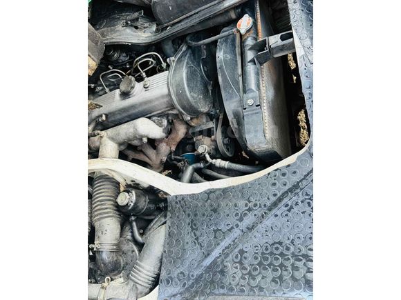 Sahibinden Hyundai H 100 2.5 D DLX Camlıvan 2000 Model 