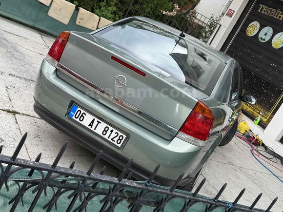 Sahibinden Opel Vectra 2.2 Elegance 2003 Model 