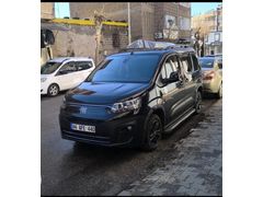 Sahibinden Fiat Doblo Combi 1.5 BlueHDi Urban 2023 Model