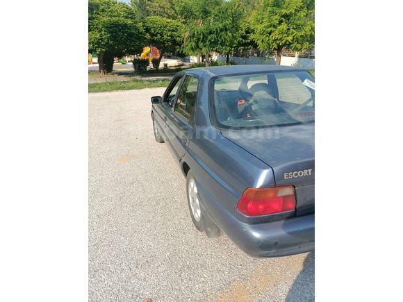Sahibinden Ford Escort 1.6 CLX 1998 Model