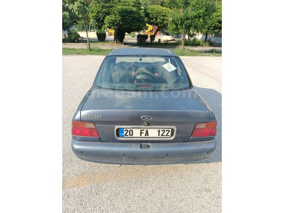 Sahibinden Ford Escort 1.6 CLX 1998 Model