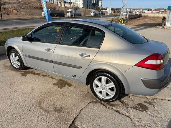 Sahibinden Renault Megane 1.6 Dynamique 2004 Model 