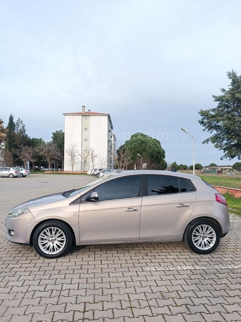 Sahibinden Fiat Bravo 1.6 Mjet Dynamic Plus 2011 Model Balıkesir 212.000 km Bej 3